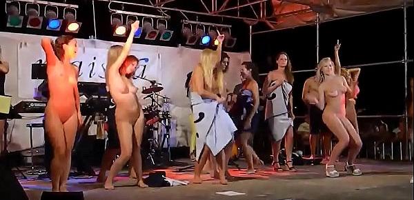  Women Dancing Naked On Stage